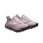 On - Cloudhorizon 2 Woman