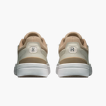 On - The Roger Advantage Woman F6